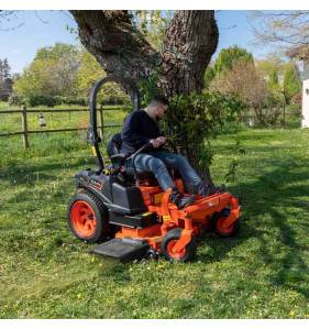 Autoportée Kubota Z2-481